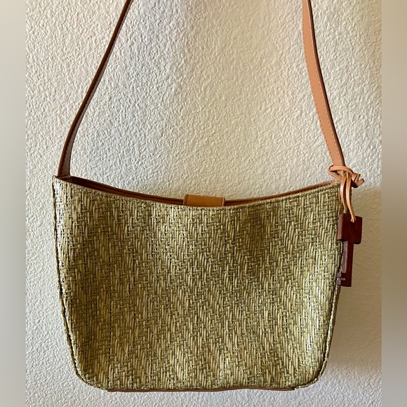 Fossil Purse - Picture 2 of 6